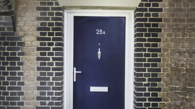 Gerda Prosper Doors: Stylish & Secure Residential Entrances